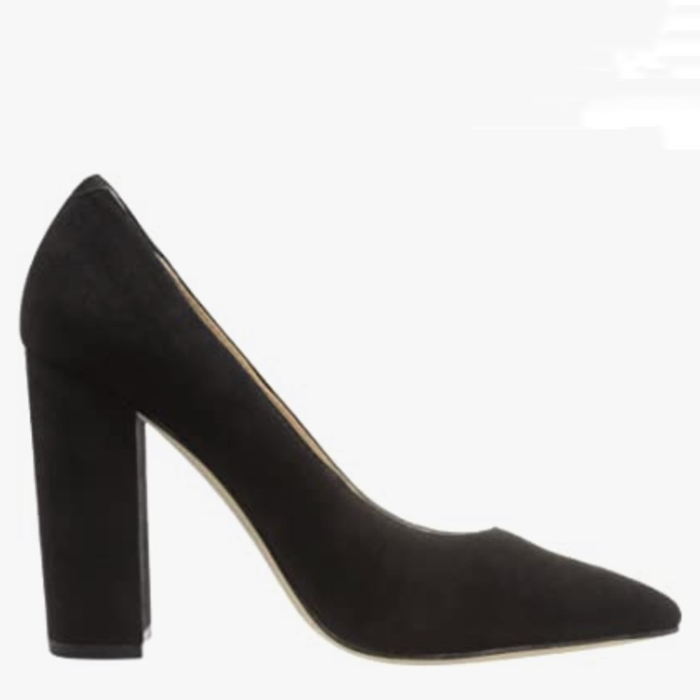 Pour la victorie black suede heels
